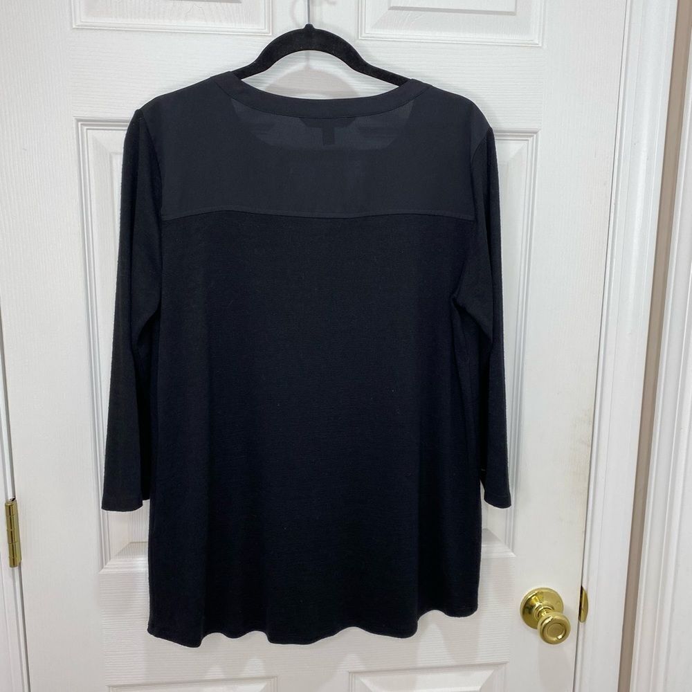 41 Hawthorn long sleeve black v neck top, size large - Picture 16 of 16